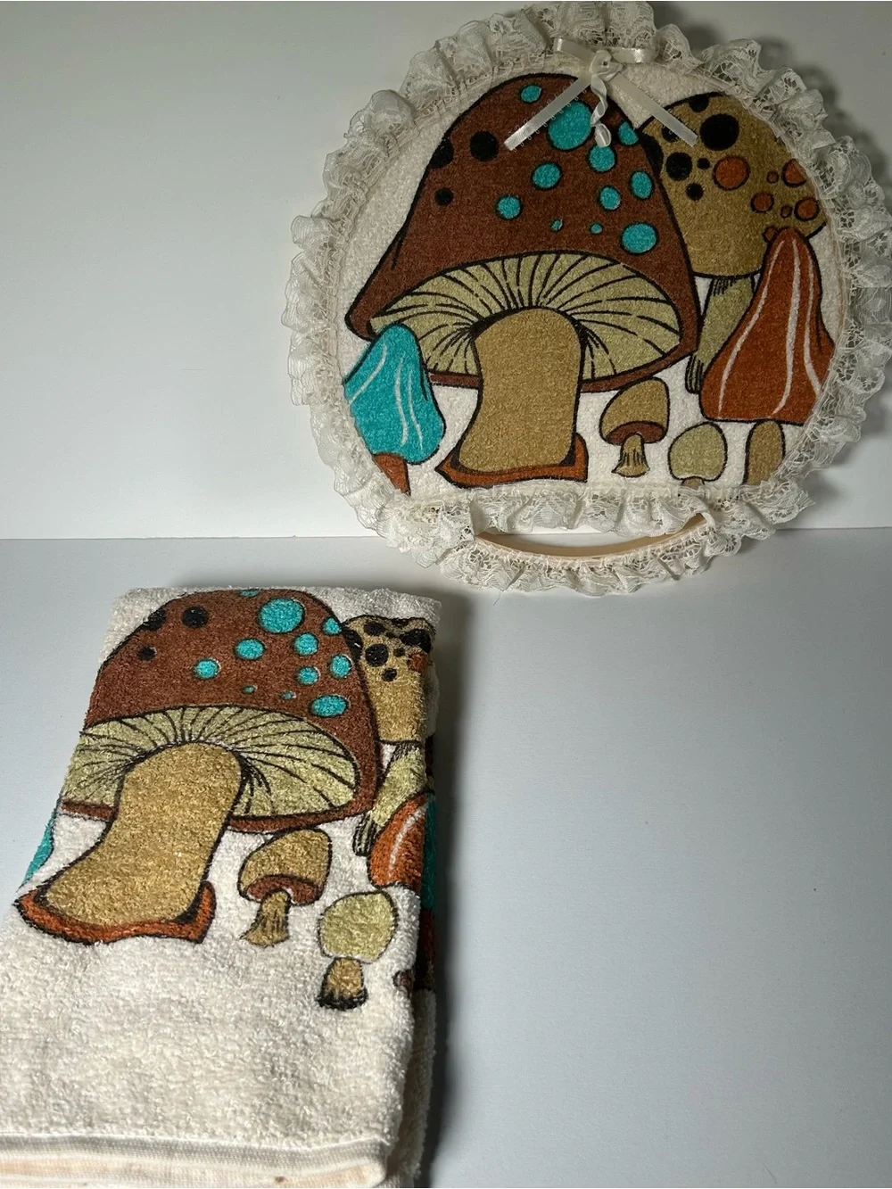 Vintage 70s Cannon Mushroom Hand Towel + Handmade Holder Retro Boho MCM Decor